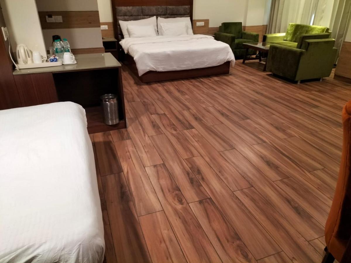 Hotel Ambica Katra Katra  Zewnętrze zdjęcie