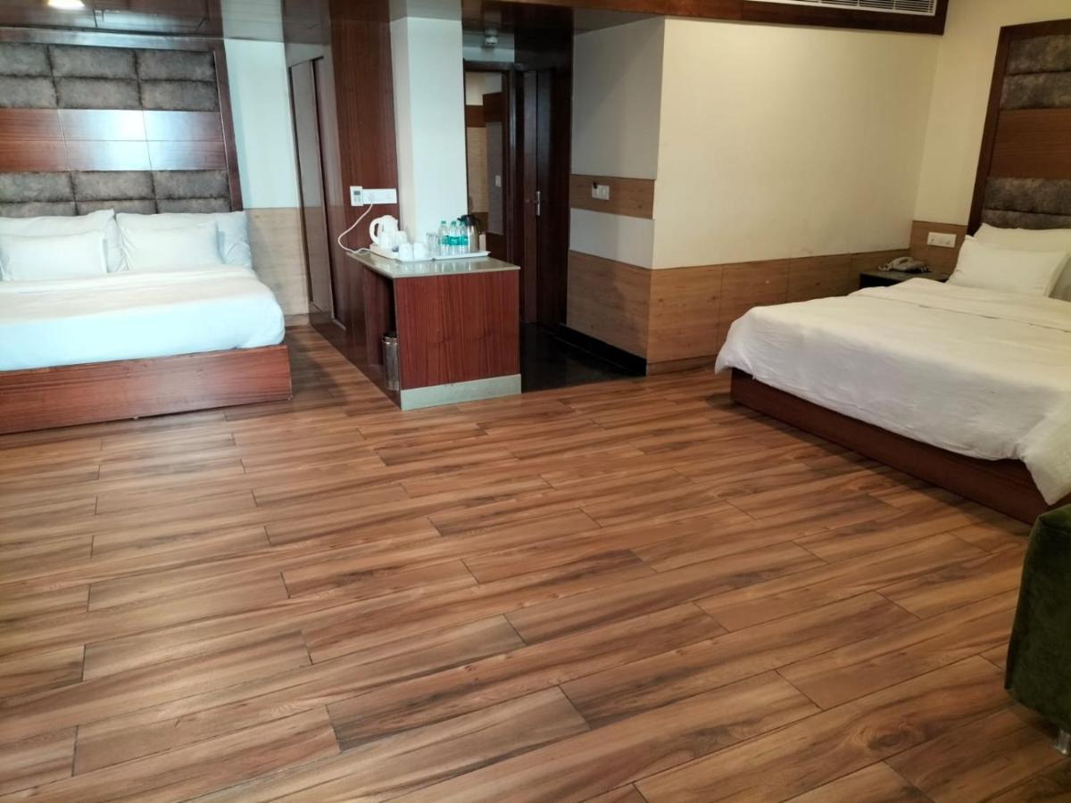 Hotel Ambica Katra Katra  Zewnętrze zdjęcie
