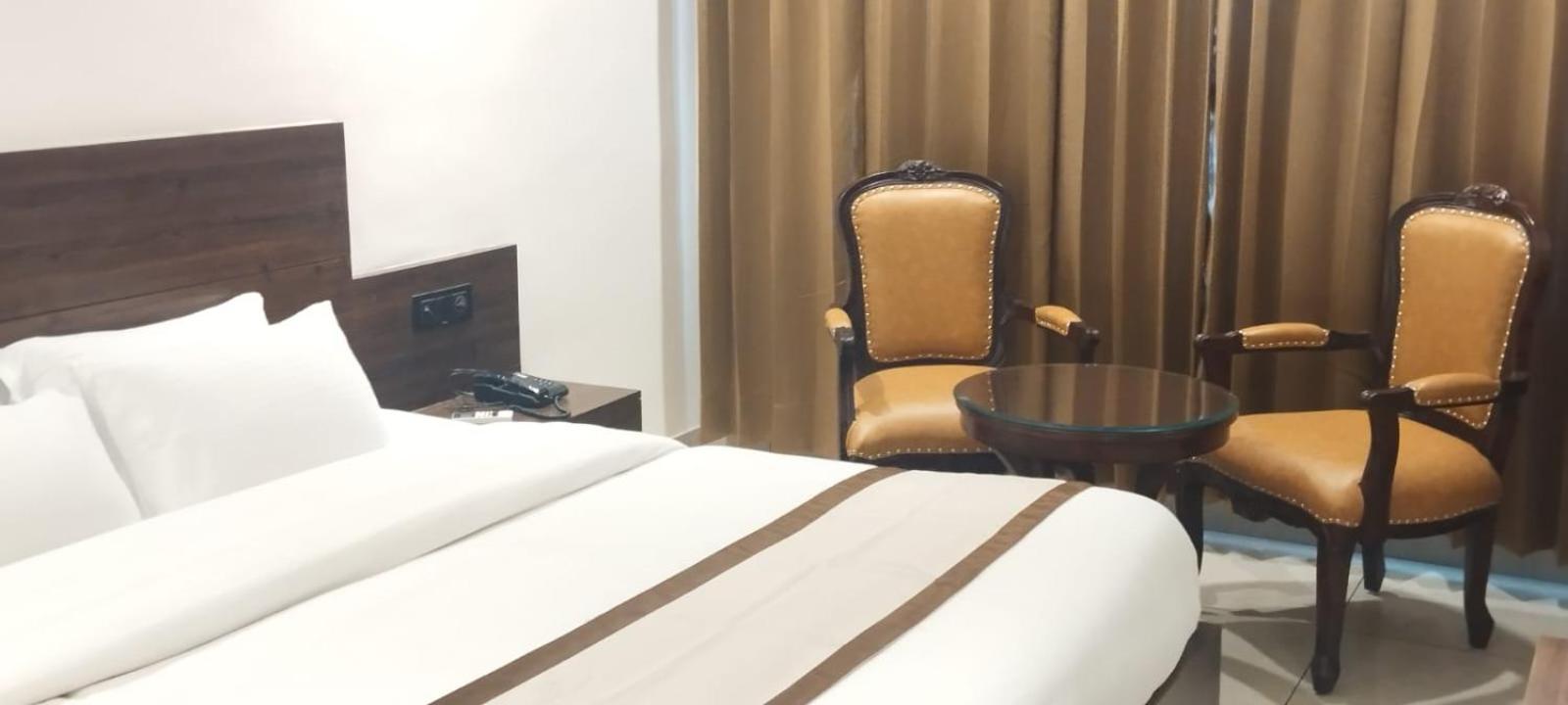 Hotel Ambica Katra Katra  Zewnętrze zdjęcie
