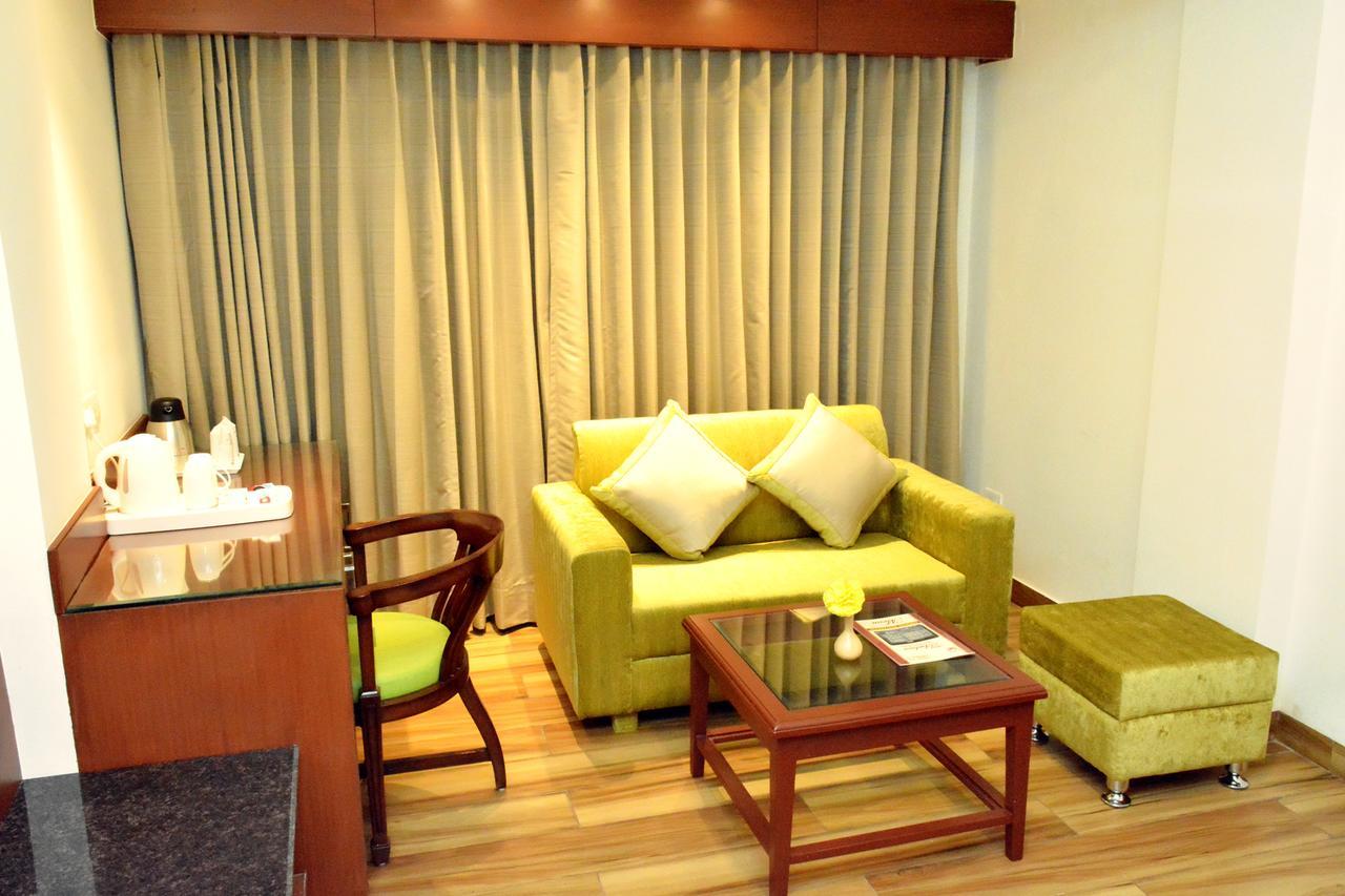 Hotel Ambica Katra Katra  Zewnętrze zdjęcie